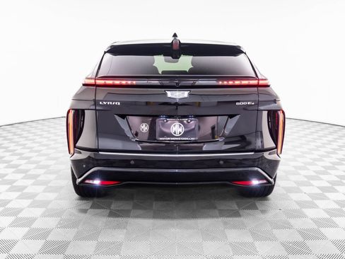 Certified 2024 Cadillac Lyriq Luxury w/ LPO, Floor Liner Package image 8