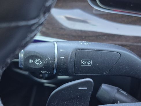 Used 2020 Mercedes-Benz E 350 4MATIC Sedan image 31