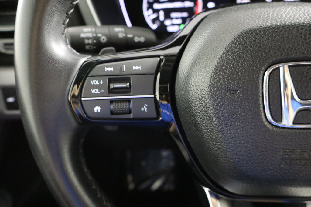 Used 2024 Honda Pilot EX-L image 8