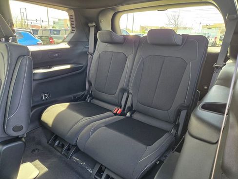 New 2026 Jeep Grand Cherokee L Laredo AWD/4WD image 29