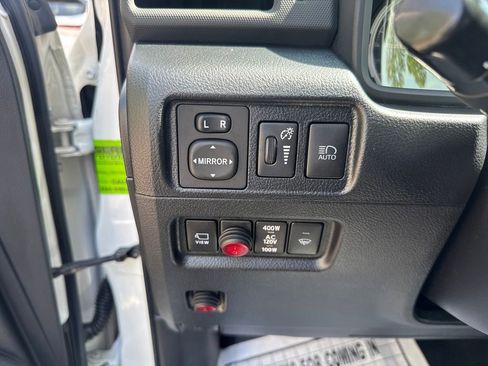 Used 2023 Toyota 4Runner TRD Off-Road Premium w/ Off Road Premium Plus Package image 33