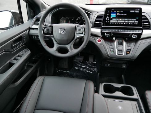 New 2025 Honda Odyssey Sport-L image 9
