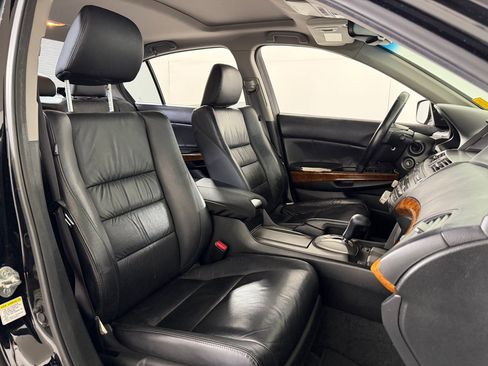 Used 2011 Honda Accord EX-L image 25