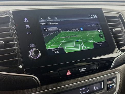 Certified 2025 Honda Passport TrailSport image 5