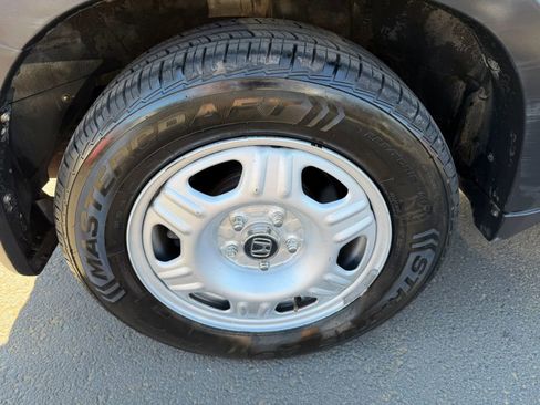 Used 2006 Honda CR-V LX image 25