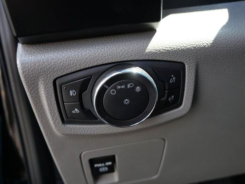 Used 2020 Ford F150 XL w/ Equipment Group 101A Mid AWD/4WD image 19