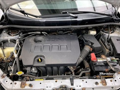 Used 2011 Toyota Matrix w/ Matrix Sport Pkg FWD image 27