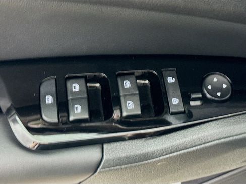 Certified 2023 Kia Sportage SX AWD/4WD image 18