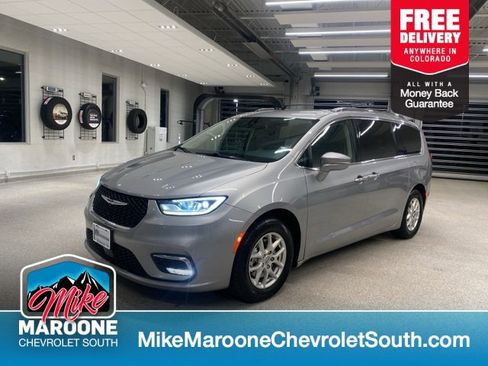 Used 2021 Chrysler Pacifica Touring-L image 1