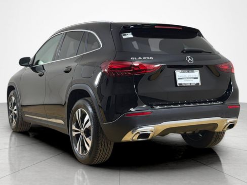 Used 2026 Mercedes-Benz GLA 250 image 3