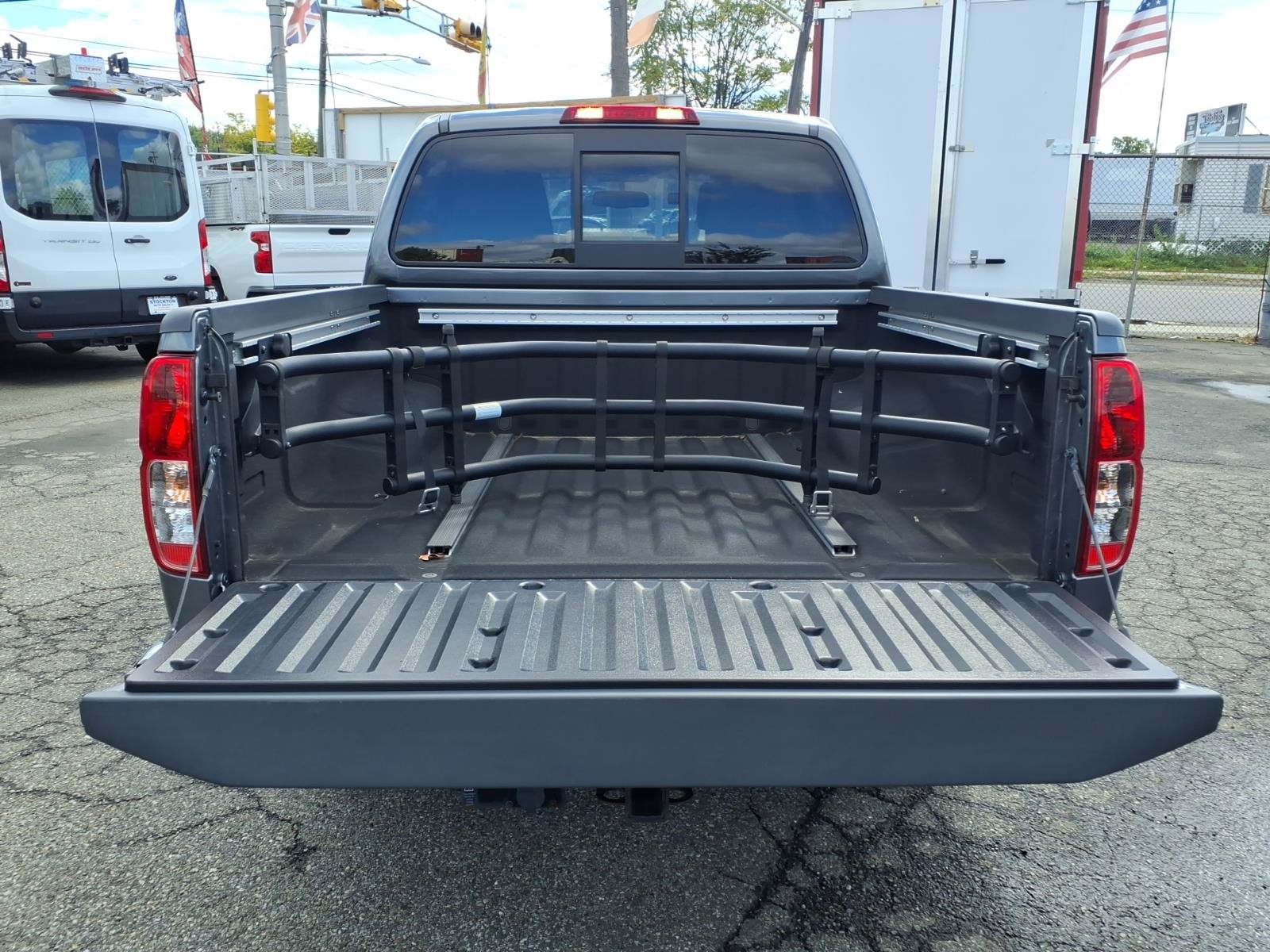 Used 2021 Nissan Frontier SV AWD/4WD image 15