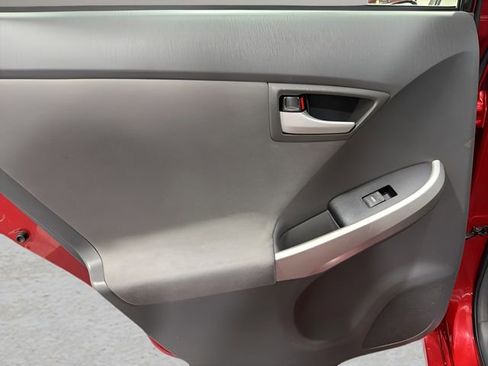 Used 2010 Toyota Prius Five image 23