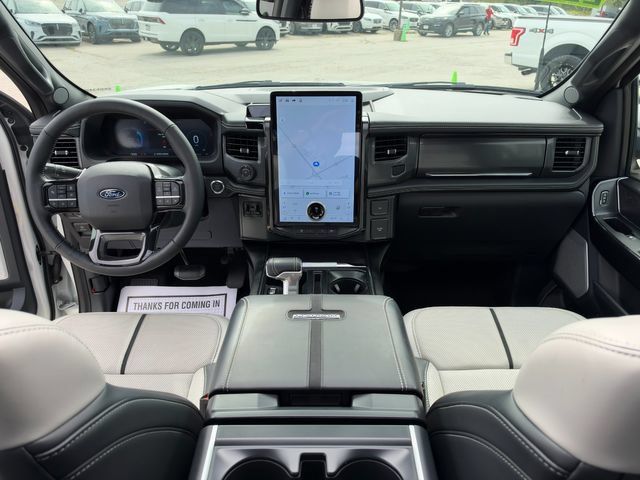 Used 2025 Ford F150 Lightning Platinum AWD/4WD image 23