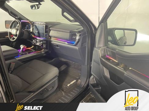 Used 2022 Ford F150 XLT w/ Equipment Group 302A High AWD/4WD image 18