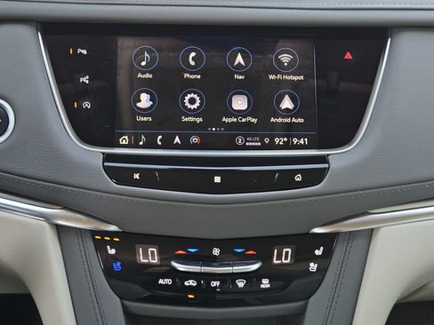 Used 2021 Cadillac XT5 Premium Luxury FWD image 12