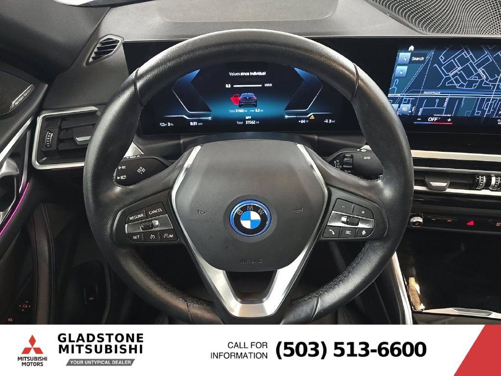 Used 2023 BMW i4 eDrive35 RWD image 2