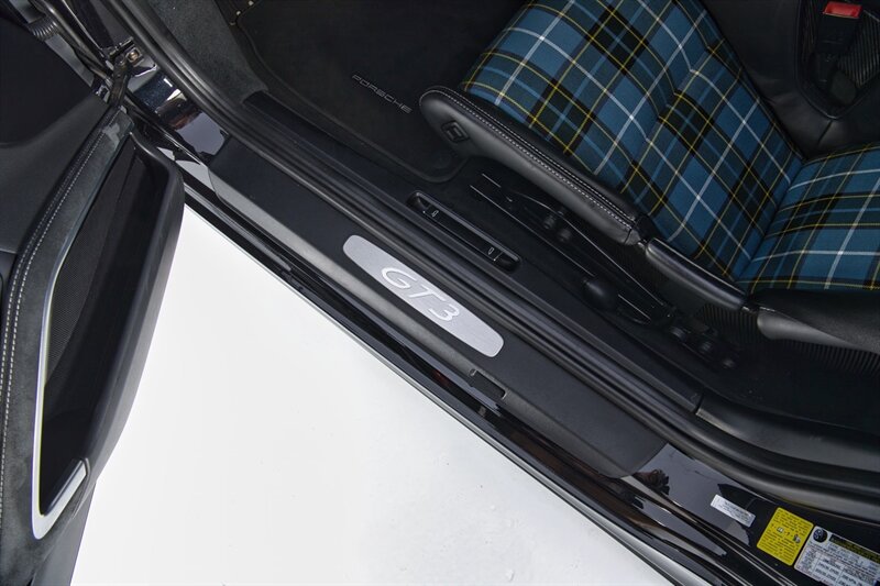 Used 2018 Porsche 911 GT3 RWD image 19