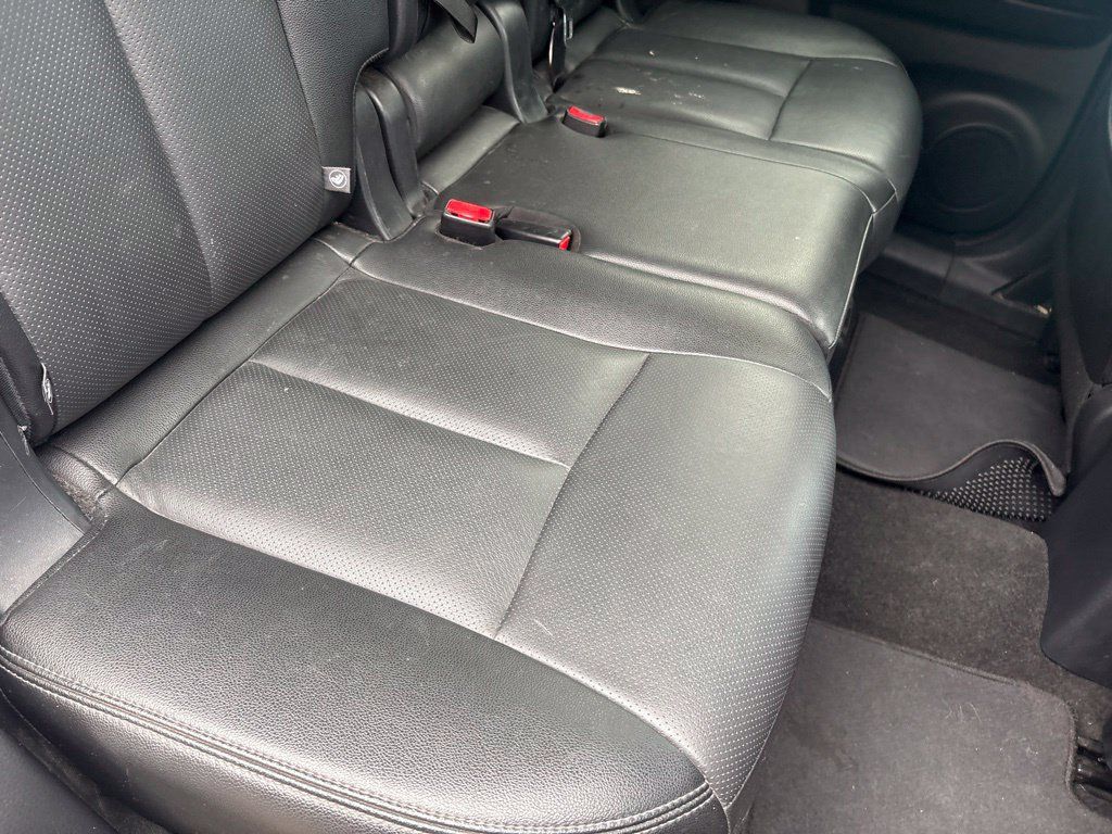 Used 2018 Nissan Rogue SL FWD image 31