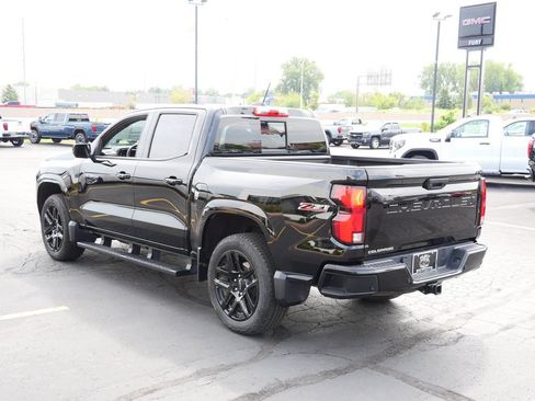 Used 2025 Chevrolet Colorado Z71 w/ Z71 Convenience Package 2 AWD/4WD image 6