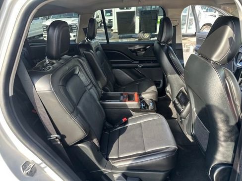Used 2023 Lincoln Aviator Reserve w/ Equipment Group 201A image 30