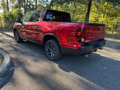 New 2025 Honda Ridgeline Sport image 4