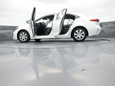 Certified 2020 Toyota Corolla LE image 48