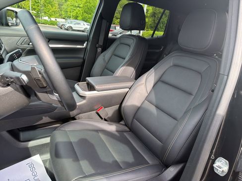 Used 2026 GMC Terrain Elevation w/ Elevation Premium Package AWD/4WD image 23