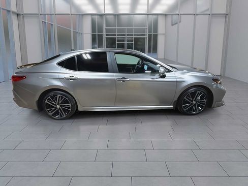 Used 2025 Toyota Camry XSE w/ Premium Plus Package AWD/4WD image 9