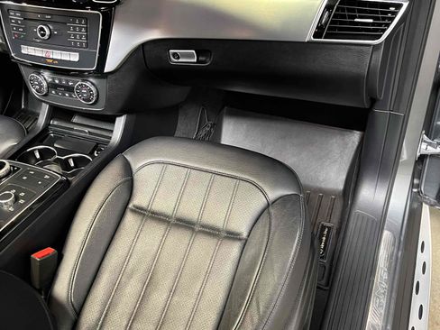 Used 2019 Mercedes-Benz GLE 43 AMG 4MATIC image 34