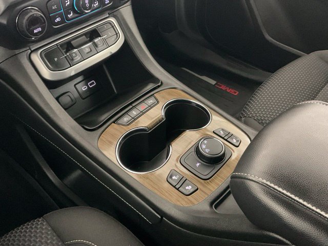 Used 2023 GMC Acadia SLE w/ Driver Convenience Package FWD image 11