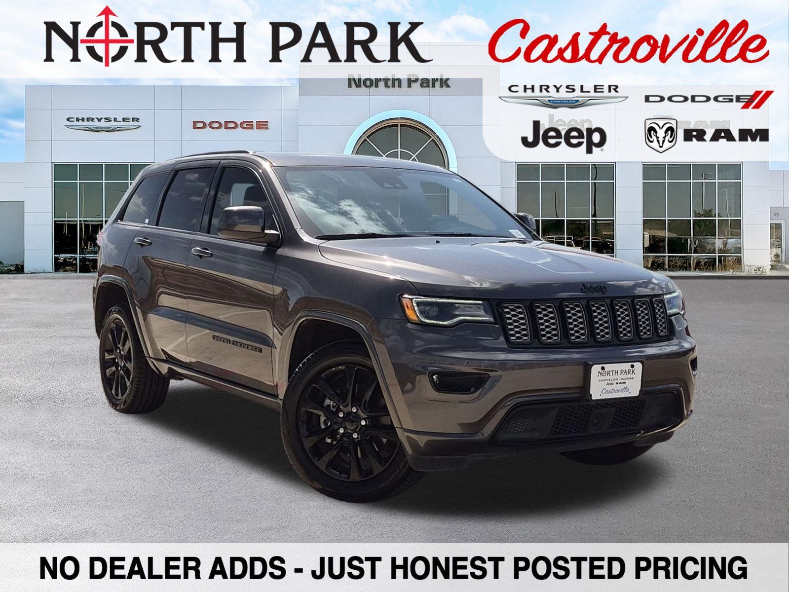 Used 2021 Jeep Grand Cherokee Laredo X AWD/4WD image 1
