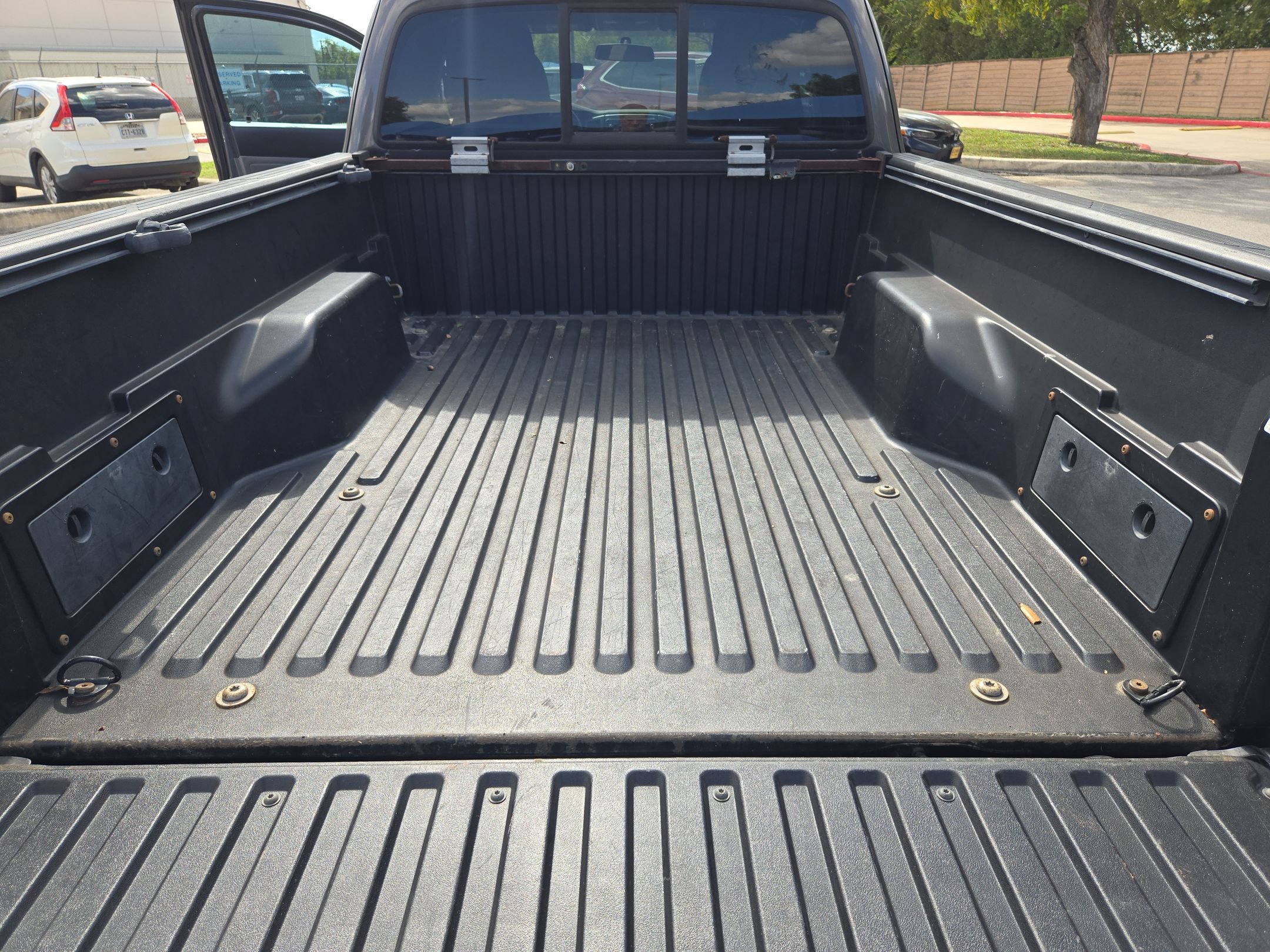 Used 2014 Toyota Tacoma PreRunner w/ Convenience Package RWD image 24