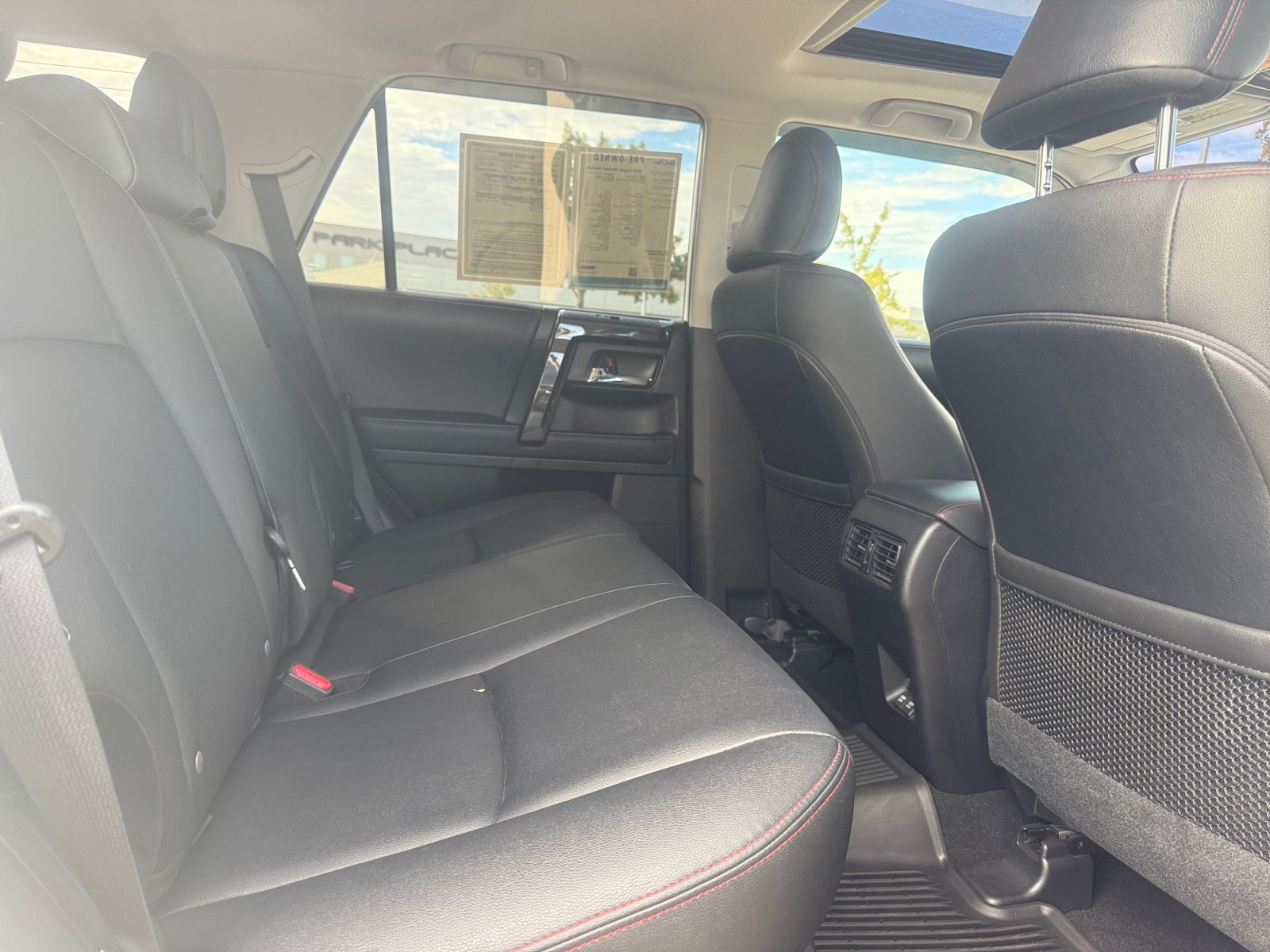 Used 2020 Toyota 4Runner Venture w/ Moonroof Package AWD/4WD image 31