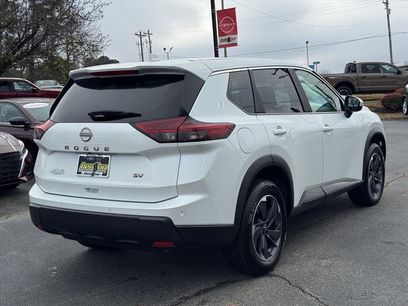 Used 2024 Nissan Rogue SV