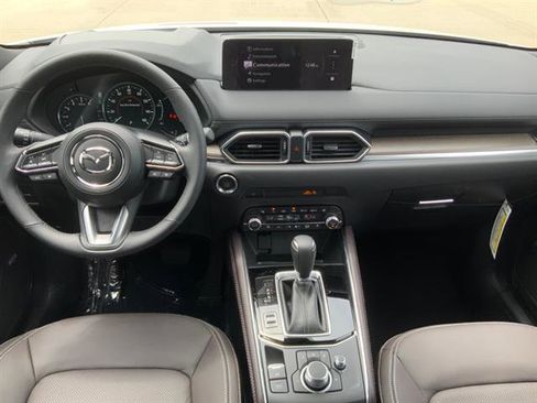 New 2025 MAZDA CX-5 Signature image 8