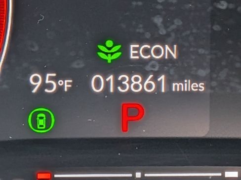 Used 2025 Honda Civic Sport image 21