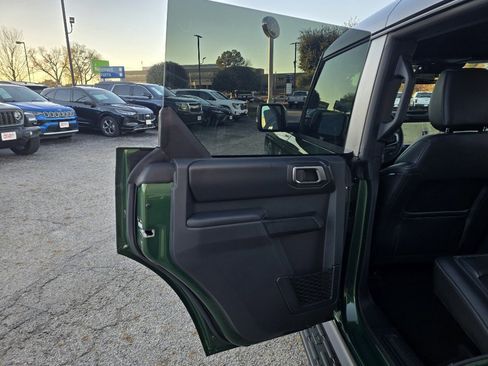 New 2025 Ford Bronco Outer Banks image 17