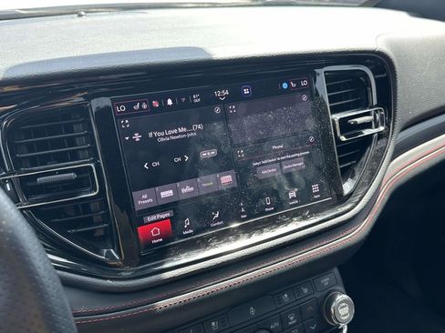 Used 2024 Dodge Durango GT AWD/4WD image 29