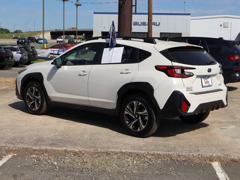 Used 2024 Subaru Crosstrek 2.0i Premium w/ Crosstrek Mirror Package AWD/4WD image 6