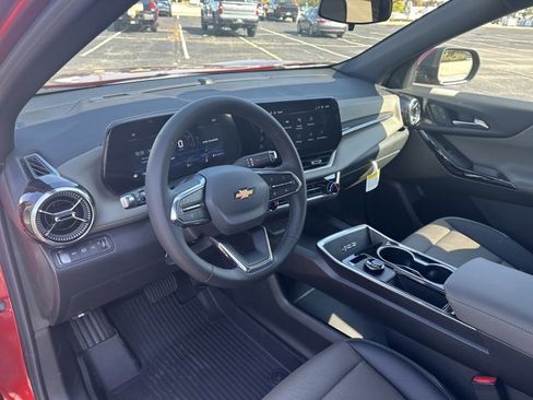 New 2026 Chevrolet Equinox LT w/ Convenience Package II image 11