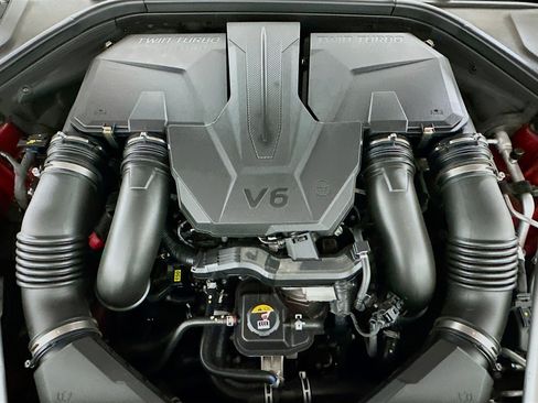 Used 2024 Genesis GV70 3.5T Sport w/ Sport Prestige Package image 31