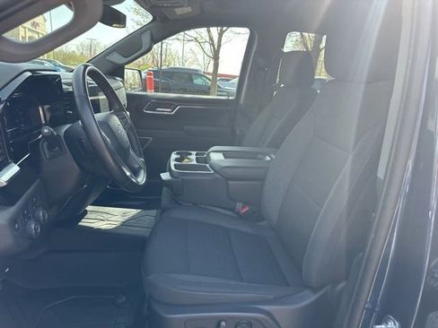 Used 2022 Chevrolet Silverado 1500 RST AWD/4WD image 14