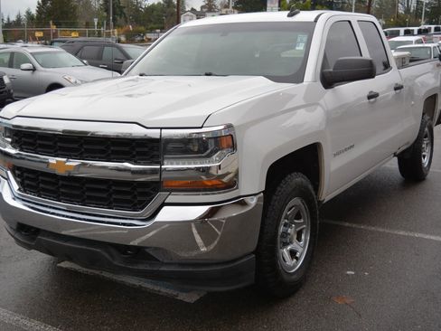 Used 2018 Chevrolet Silverado 1500 LS w/ Trailering Package image 3