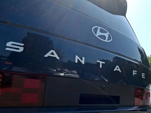 Used 2026 Hyundai Santa Fe SEL FWD image 31