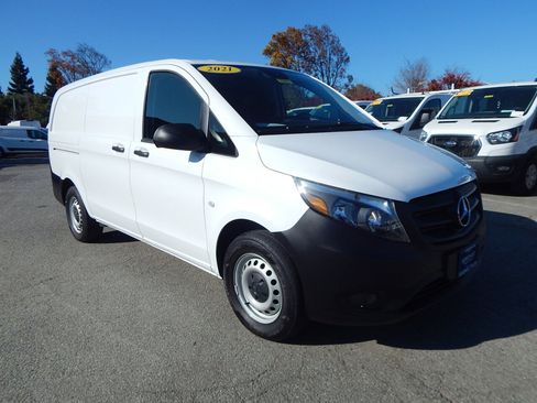 Used 2021 Mercedes-Benz Metris image 10