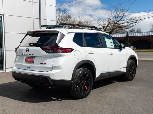 New 2026 Nissan Rogue SV image 6