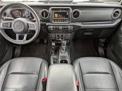 Certified 2022 Jeep Wrangler Unlimited Sahara image 16