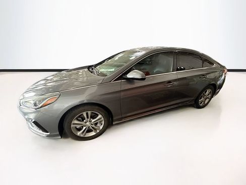 Used 2018 Hyundai Sonata Sport w/ Tech Package 05 FWD image 9