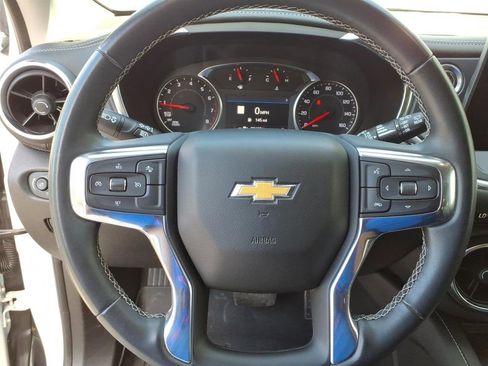 Used 2023 Chevrolet Blazer LT w/ Sound & Technology Package FWD image 8