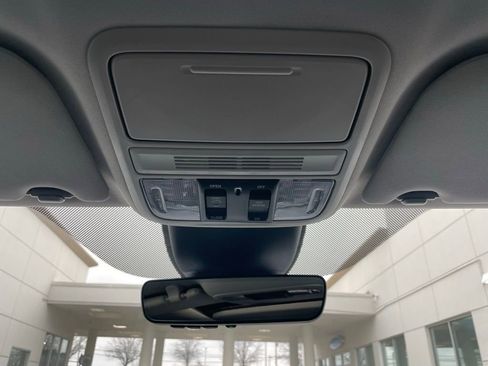 New 2026 Honda Odyssey Touring image 16